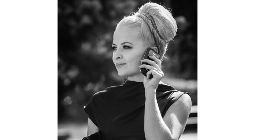 Cum îmi încep ziua – interviu cu Mariana Brădescu, femeia din spatele brand-ului Piatraonline