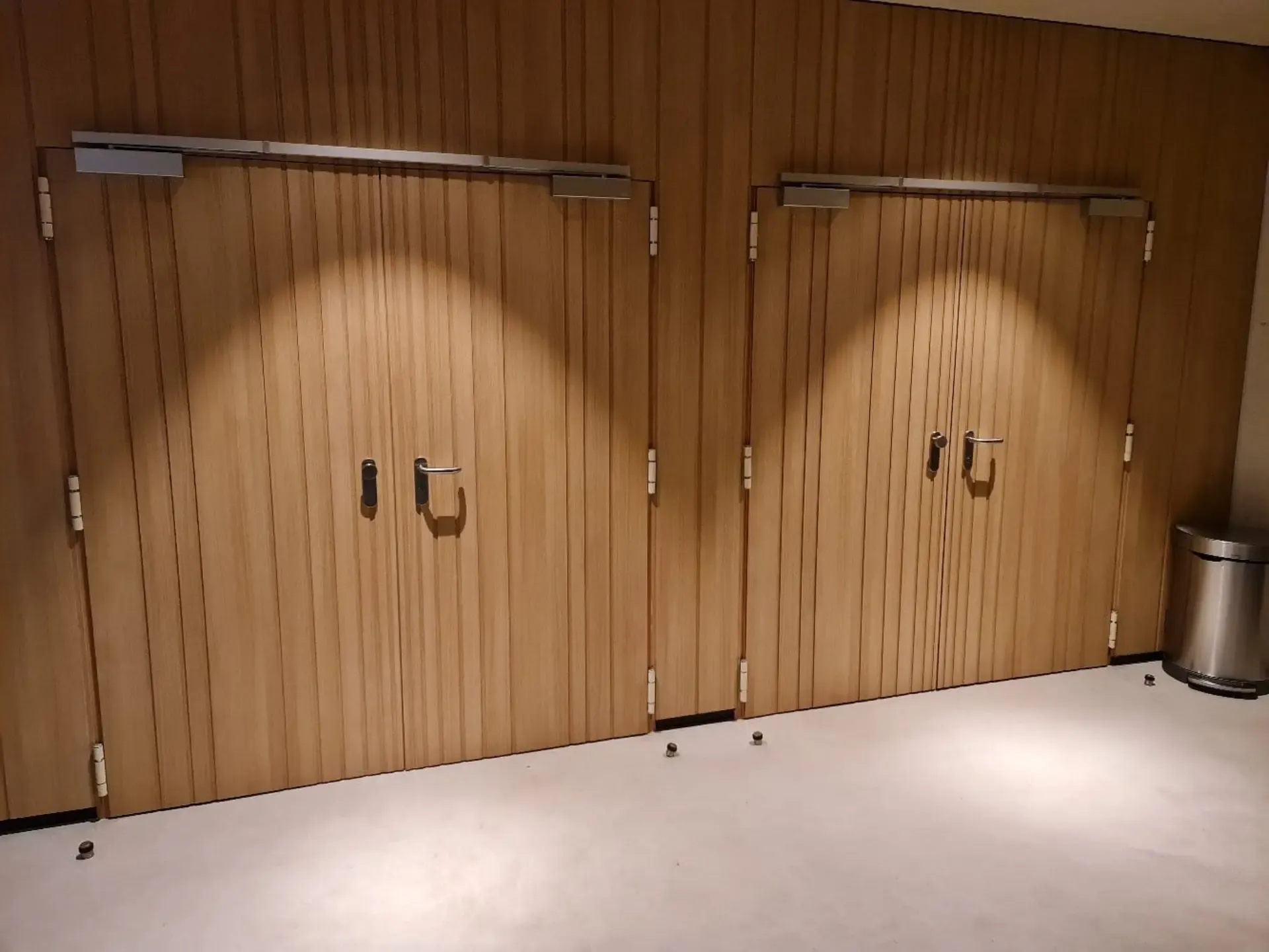 Ușile Antifoc: Beneficii, Caracteristici și Utilizare